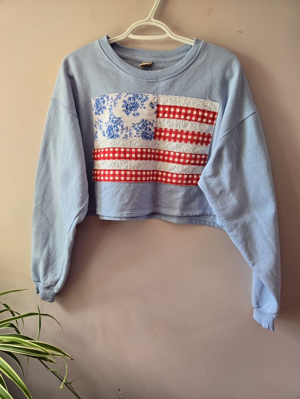 Messy Bun Just Chillin Patchwork Americana Flag Cropped Sweatshirt 🇺🇸